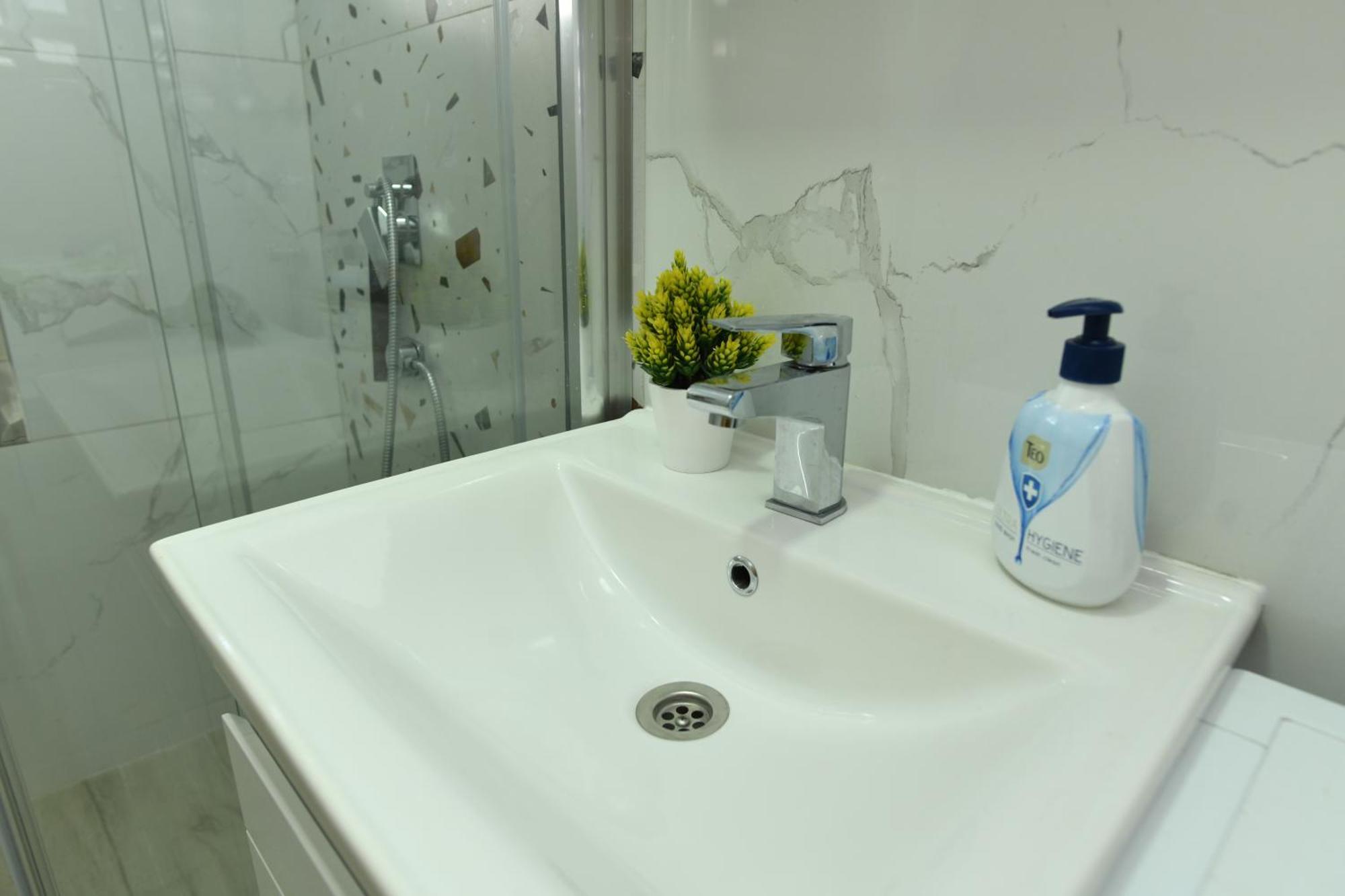 Cinema Vardar Apartment سكوبجي المظهر الخارجي الصورة